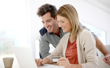 V říjnu se výrazně zvýšila návštěvnost webů týkajících se těhotenství a rodičovství